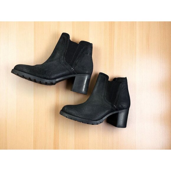 Clarks Leda Up Women's Black Suede Heeled Ankle Boots Size 8 - New - Picture 2 of 5